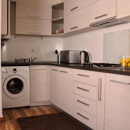 Long House Apartment Brasov Luaran gambar
