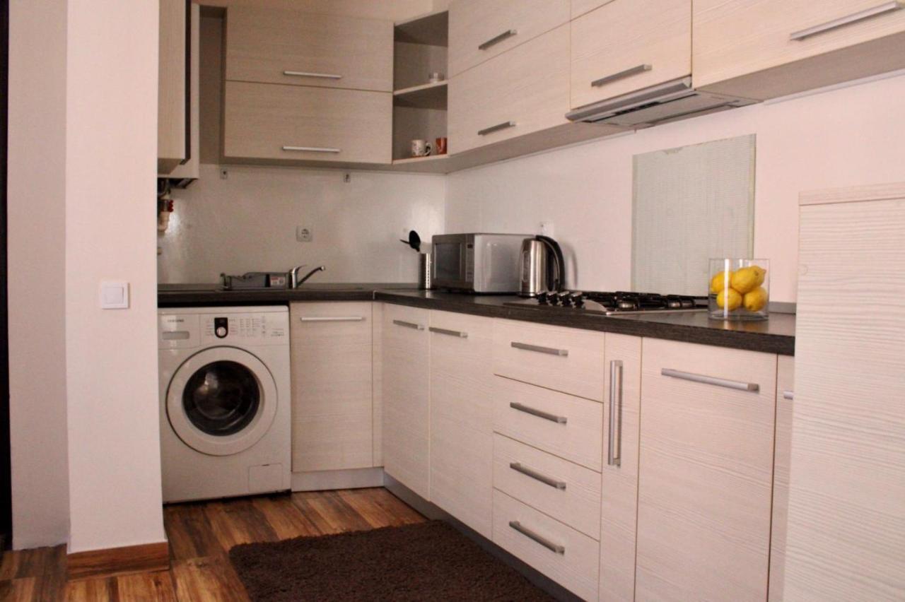 Long House Apartment Brasov Luaran gambar