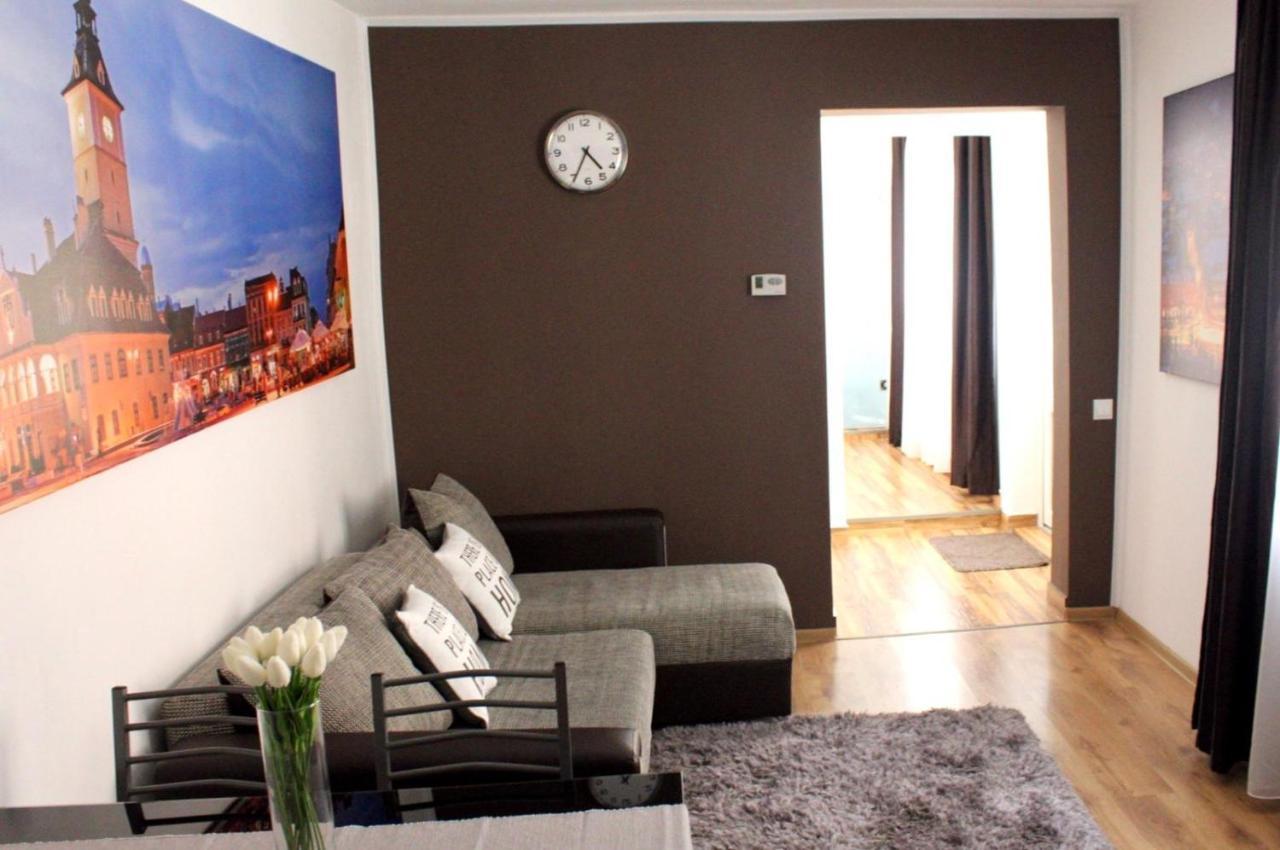 Long House Apartment Brasov Luaran gambar